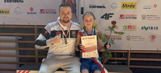 BOKS: Złoto dla Klubu Bokserskiego SA! Emilia Lasik-Suwała najlepsza w kraju