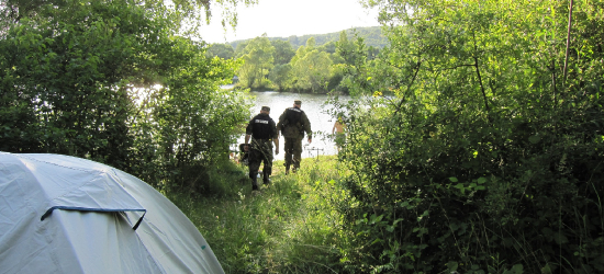 Strażnicy SSR kontrolują wędkarzy podczas akcji „Wakacje”. Ujawniono wykroczenia (ZDJĘCIA)