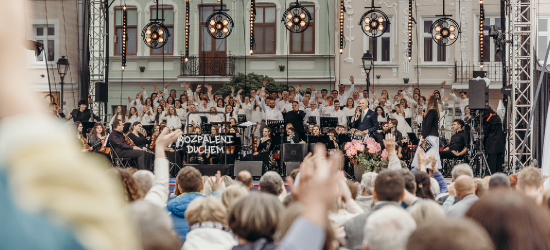 Koncert, który łączy muzykę, modlitwę i wspólnotę. Już 24 maja Rozpaleni Duchem w Sanoku [VIDEO]
