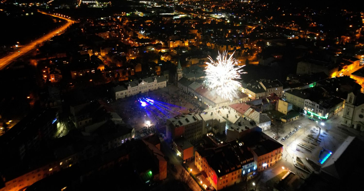 Sanocki Rynek powita Nowy Rok. Wspólna zabawa i wsparcie dla Maksa Tockiego