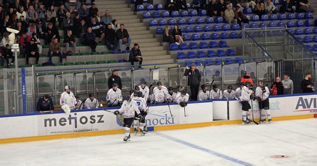HOKEJ: Przegrana w Oświęcimiu. Na zakończenie roku mecz w Sanoku