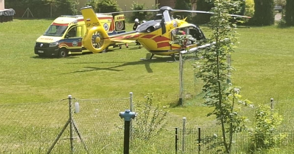 WOŁKOWYJA. Groźny wypadek przy naprawie kosiarki. Lądował śmigłowiec LPR