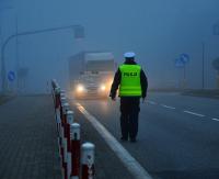 Sanoccy policjanci apelują o ostrożność i przestrzeganie zasad bezpiecznej jazdy