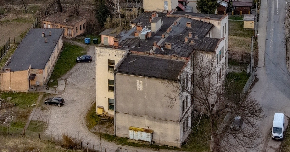 Stary szpital w Sanoku na sprzedaż. Czy znajdzie się inwestor?