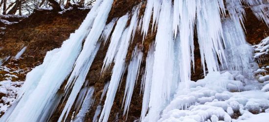 Zimowe wycieczki: Lodospady w Rudawce Rymanowskiej! (ZDJĘCIA)
