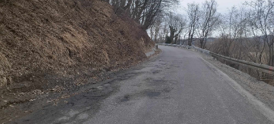 DĘBNA: W sierpniu ruszy kolejny etap przebudowy osuwiska (ZDJĘCIA)