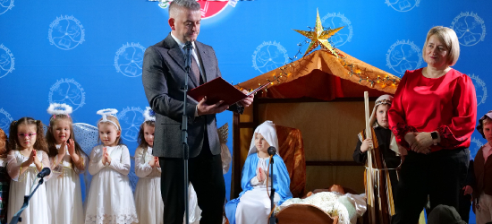 GMINA SANOK: Muzyka, tradycja i wspólne świętowanie. Noworoczne kolędowanie w Niebieszczanach [ZDJĘCIA]