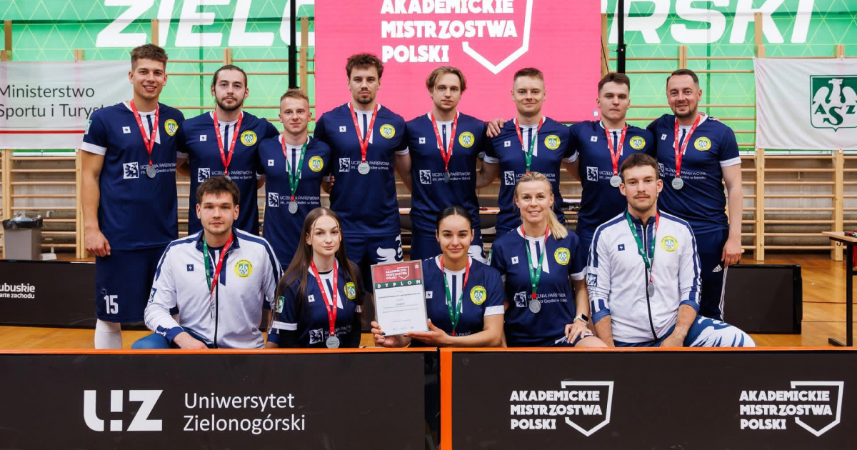 UNIHOKEJ: Brąz Akademickich Mistrzostw Polski dla sanockich studentów! [FOTO]