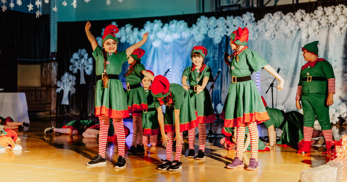 SANOK: Koncert Noworoczny w SP9. Muzyka, taniec i wielkie emocje! [ZDJĘCIA]