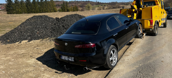 Pędził 156 km/h, miał ponad 2 promile. 24-latek wiózł 13-letniego brata