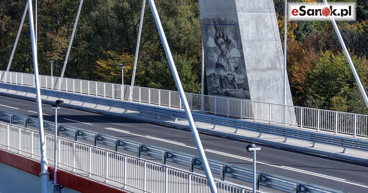 Odpocznij przy moście i spójrz na Królową Zofię. Niezwykły mural Arkadiusza Andrejkowa gotowy! (VIDEO, ZDJĘCIA Z LOTU PTAKA)